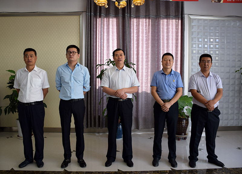 “使命必達,開(kāi)盤(pán)必勝” 階州廣場(chǎng)開(kāi)盤(pán)誓師大會(huì )圓滿(mǎn)落幕!
