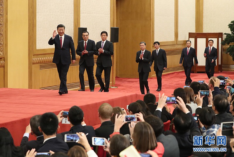 習近平：新時(shí)代要有新氣象更要有新作為 中國人民生活一定會(huì )一年更比一年好