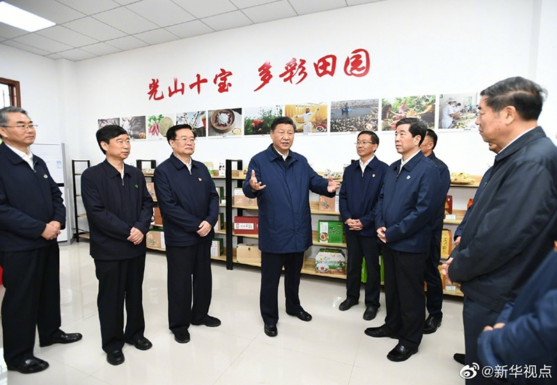 習近平：脫貧后生活還要芝麻開(kāi)花節節高