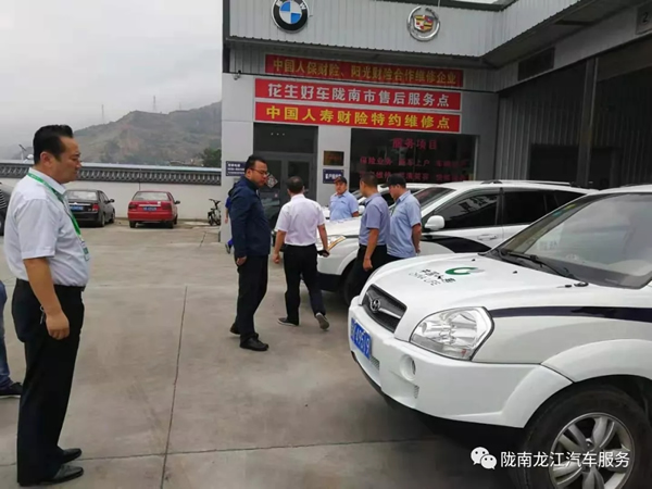 金錘鈑金，銀槍噴漆！龍江汽修值得信賴(lài)！