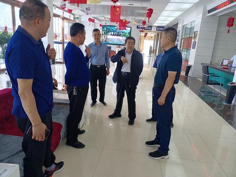 市龍江城鄉發(fā)展集團公司翟永鵬赴子公司調研